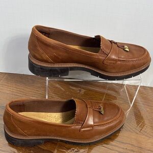 Clarks WestLynn Brown Leather Loafers